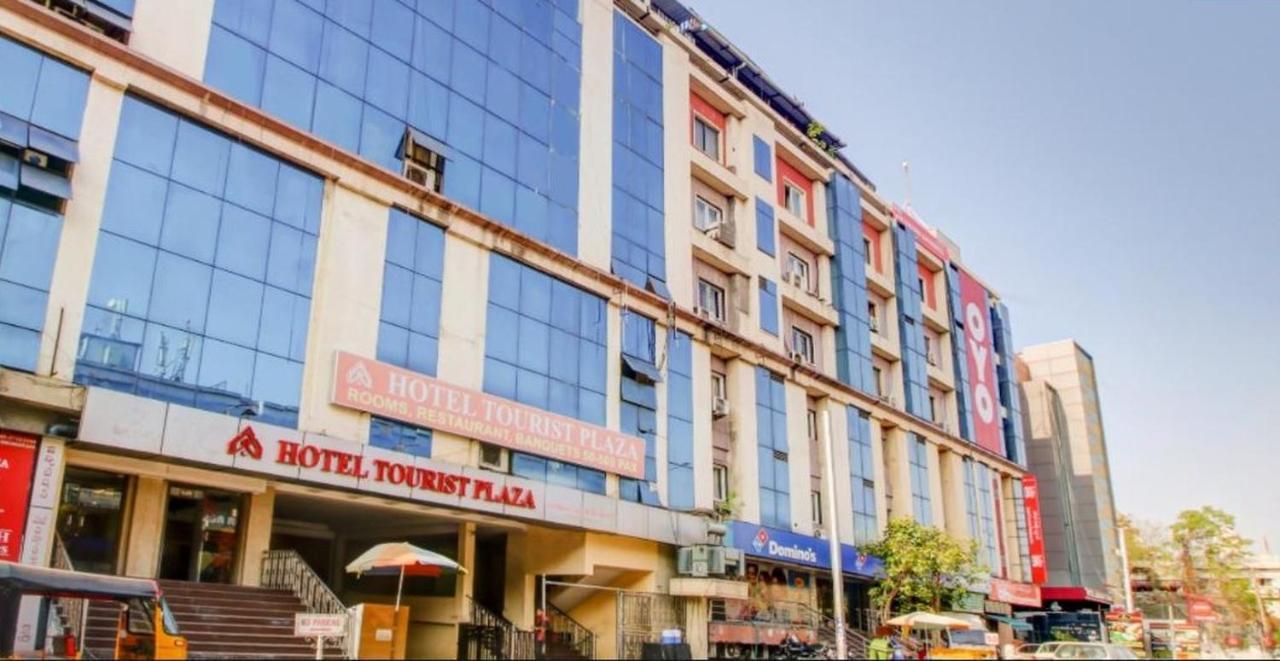 Fabexpress Tourist Plaza Haidarábád Kültér fotó